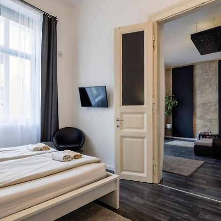 Spacious Apartment Almassy Budapeşte Dış mekan fotoğraf